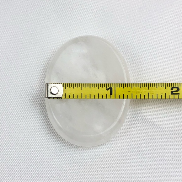 Clear Quartz worry stone palm stone thumb stone oval healing crystal rock - Picture 9 of 10